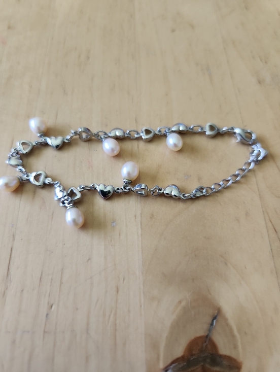Jewelry - Silver Tone Heart Chain Bracelet with Faux Pearls